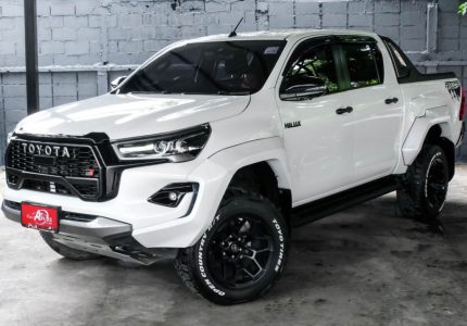 LINE_ALBUM_Revo rocco 2.4 ปี24 4wd auto สีขาว ไมล์ 39,000km_260815_1