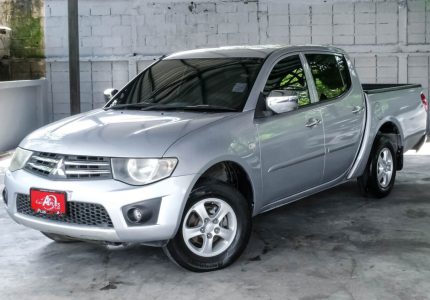 LINE_ALBUM_TRITON 4DR ปี12 สีบรอนซ์ glsสี่ประตู ไมล์150,000km_260612_1