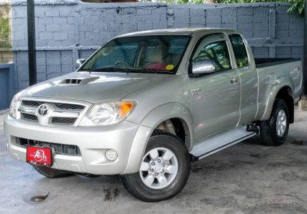 LINE_ALBUM_Vigo 2.5 E ปี2005 mt 4wd ไมล์ 39,000km สีบรอนซ์_260803_1